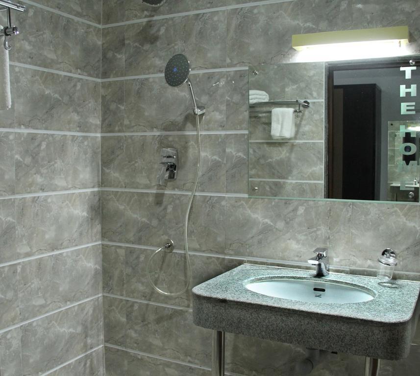Hotel The Home Tiruppur Exterior photo