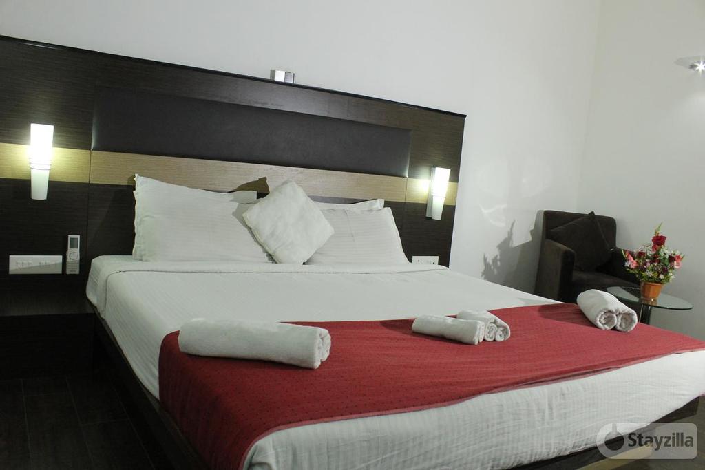 Hotel The Home Tiruppur Exterior photo